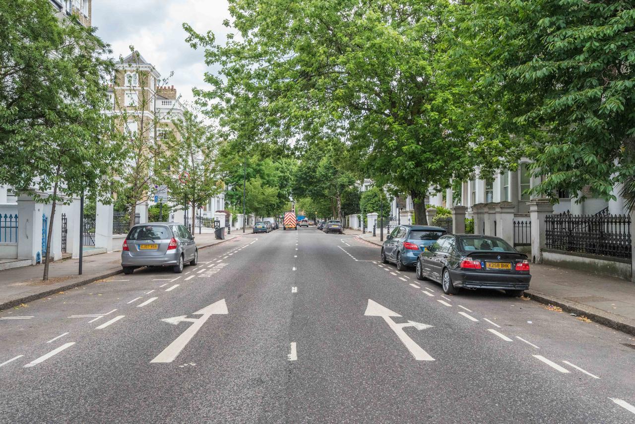 Lovely Chelsea Home Near The Thames By Underthedoormat London Eksteriør billede