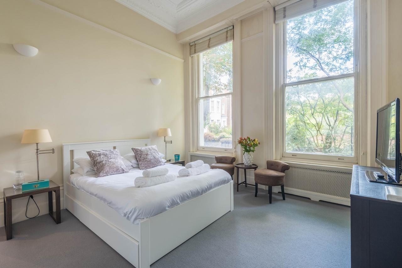 Lovely Chelsea Home Near The Thames By Underthedoormat London Eksteriør billede